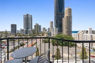 Surfers Paradise Beach & Ocean View Unit (Level 7) Apartment in Surfers Paradise Boulevard