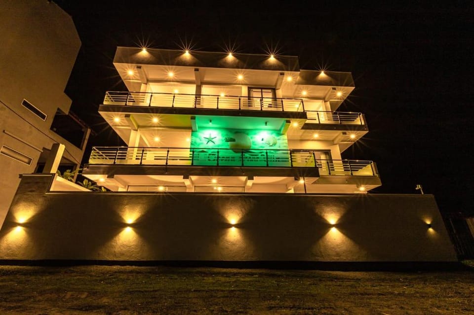 Ocean Front Villa Hotel in Southern Province