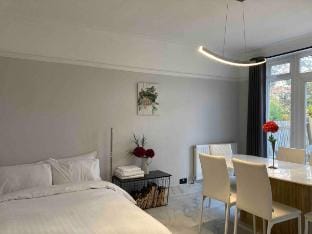 Surbiton Home w/free parkings Kingston upon Thames Vacation rental in London