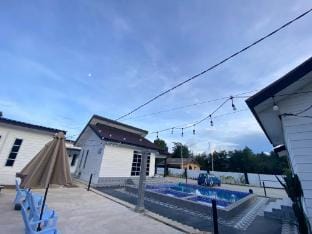 Tok Abah Cottage n Pool (Anggerik) Chalet in Terengganu, Malaysia