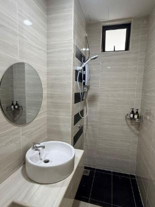 E.Life D'summit ResidencesWiFi 13-15 Wi-Fi+Netflix Apartment in Johor Bahru