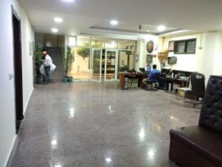 green house Apartment in New Delhi