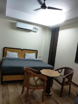 green house Apartment in New Delhi