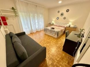 Rooms Villaroel  Apartment in Barcelona