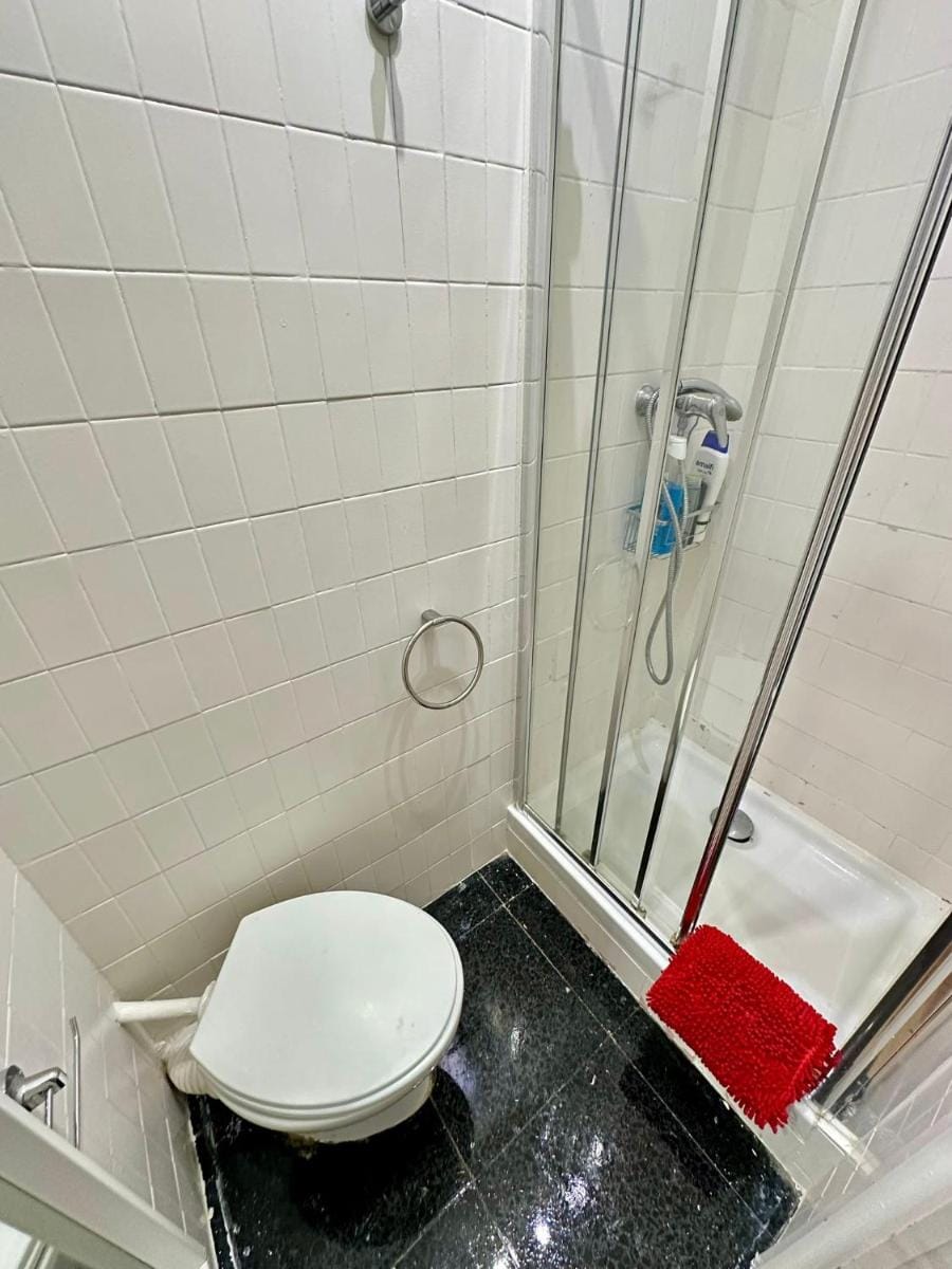 Rooms Villaroel  Apartment in Barcelona