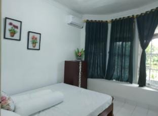 Rumahrafnia Vacation rental in Special Region of Yogyakarta