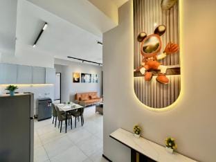 Georgetown View Spacious Urban Suites Apartment in George Town