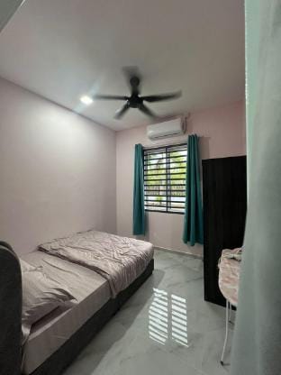 HOMESTAY KELUARGA (GEMBIRA) Vacation rental in Pahang, Malaysia