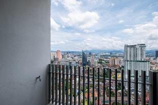 Dual-Key Apartment near Quill Mall 5min to KLCC Vacation rental in Federal Territory of Kuala Lumpur