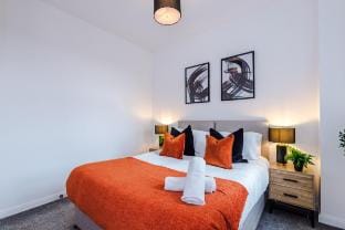 Bolton: Stunning 2-Bedroom Apartment Apartment in England