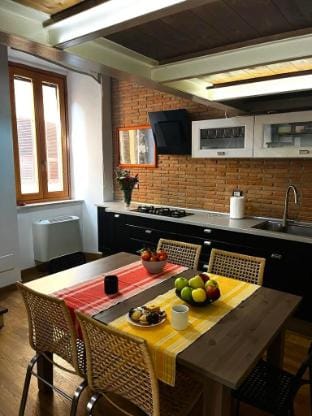 Old Town Nest - Modern Loft Apartment in Civitavecchia