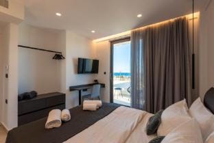 Aethra Deluxe Villa with pool, 700m from Beach Villa in Crete