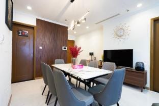 2 bedrooms entire place at Vinhomes Apartment in Ho Chi Minh City