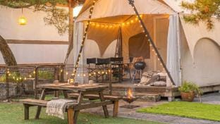 Gapeyong FourSeason Pet Glamping Caravan Bed and Breakfast in Gyeonggi-do