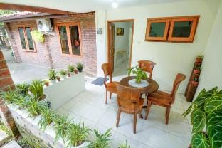 Omah Ralin Family Homestay Vacation rental in Yogyakarta