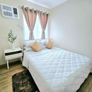 Marina Oasis (Two Bed Room Unit) Apartment in Dumaguete