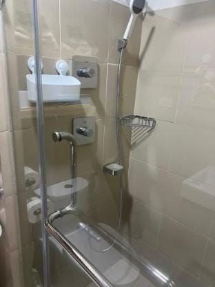 New Condo unit (Shore 3 )  near MOA Apartment in Pasay