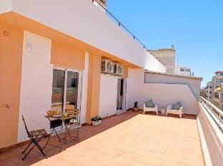 Lovely Terrace Apart. Downtown Apartment in Faro