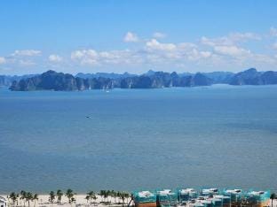 Seaside Studio Apartment Overlooking Ha Long Bay Apartment in Laos