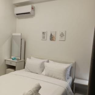 Urban Suites Georgetown -Affordable & Luxury Stay  Apartment in George Town