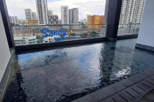 Urban Suites Georgetown -Affordable & Luxury Stay  Apartment in George Town
