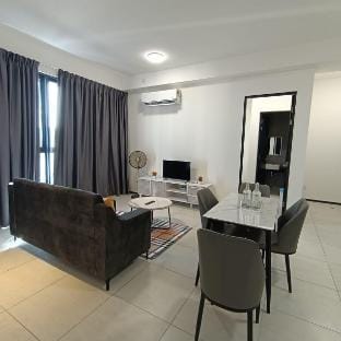 Urban Suites Georgetown -Affordable & Luxury Stay  Apartment in George Town