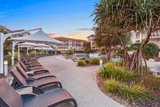 The Pool Resort Kingscliff - 1BR Small Pool View Apartment in Kingscliff