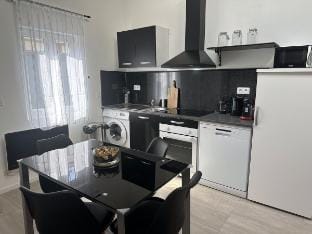 Cosy Home 2 rooms Stade de France Vacation rental in Aubervilliers