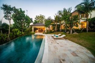 Luxury 4 Bedroom Bella Vista Villa Villa in Bali