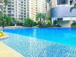 R&F Luxurious Mall Large 3 Bedder-Smart TV/Parking Vacation rental in Johor Bahru