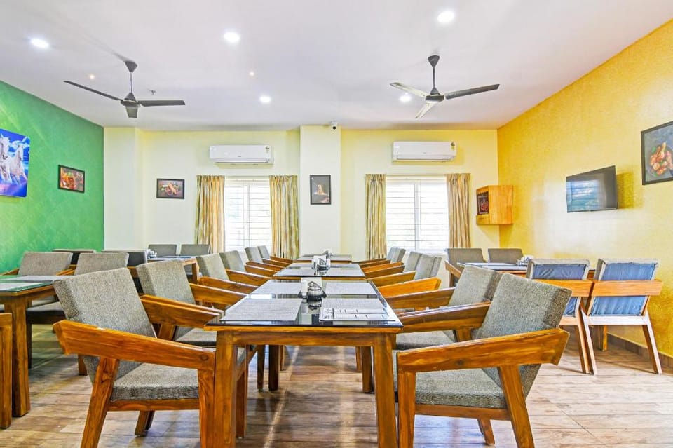 Townhouse Dwarakanagar Near Gurudwara Hotel in Visakhapatnam