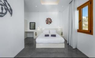 Leon luxury suites Apartment in Santorini