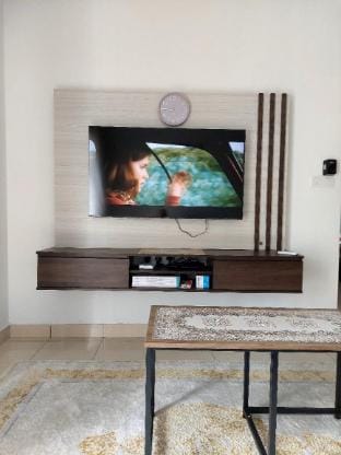 Pleasant Homestay wz WIFI, Pool &Gym KLIA AIRPORT. Apartment in Negeri Sembilan, Malaysia