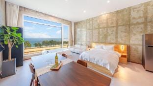 gangreung cn6 ocean view spa poolvilla Bed and Breakfast in South Korea