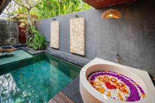 Exquisite Villas with Private Pools Villa in Kuta