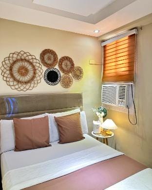 Cozy Room with Hallway Balcony- DELUXE UNIT Apartment in Antipolo