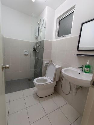 KLIA Airport Homestay 3 bedroom with balcony Apartment in Negeri Sembilan, Malaysia