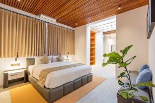 Manresa Villa Bali 4 Vacation rental in North Kuta