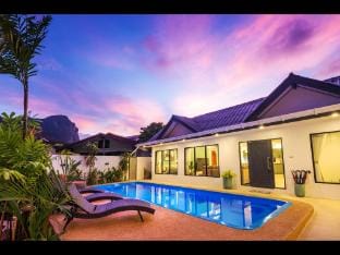 Oasis 4BR Private Pool Villa in central Ao Nang Villa in Krabi Changwat