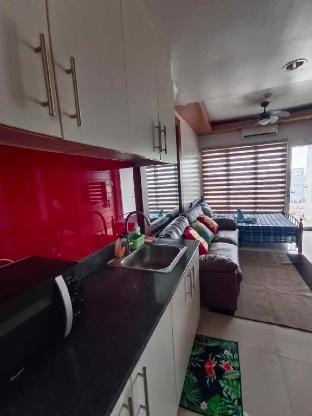 Amazing view(2BR)across MOA (Sea Residence)JaMezz Apartment in Pasay