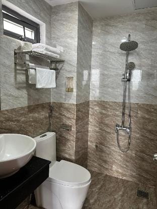 New Era Two-Bedroom Suite Apartment in Da Nang