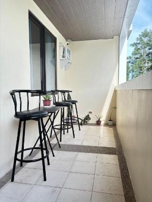 2Br Pinesuites (6A + 2K) Tagaytay by Rcplaceph Apartment in Tagaytay