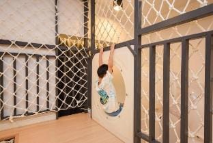 【HOT!】Snowy Slide Kids Kingdom & Ball Pool | 6 Pax Apartment in Johor