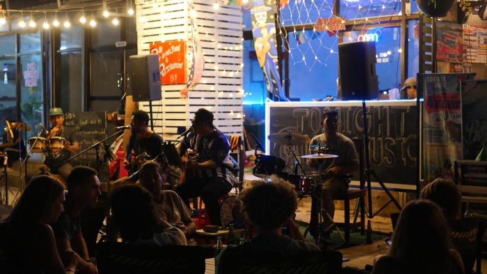 While Away Hostel in Sala Dan