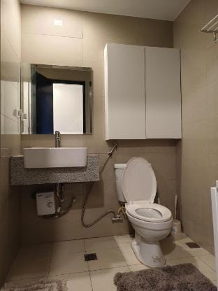 Bayshore High-End Apartment near Okada Manila Bay Solaire Apartment in Pasay