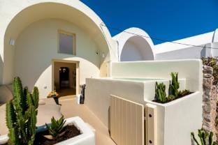 Rockhill Luxury Suite Imerovigli Villa in Thera