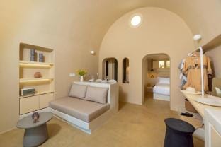Rockhill Luxury Suite Imerovigli Villa in Thera