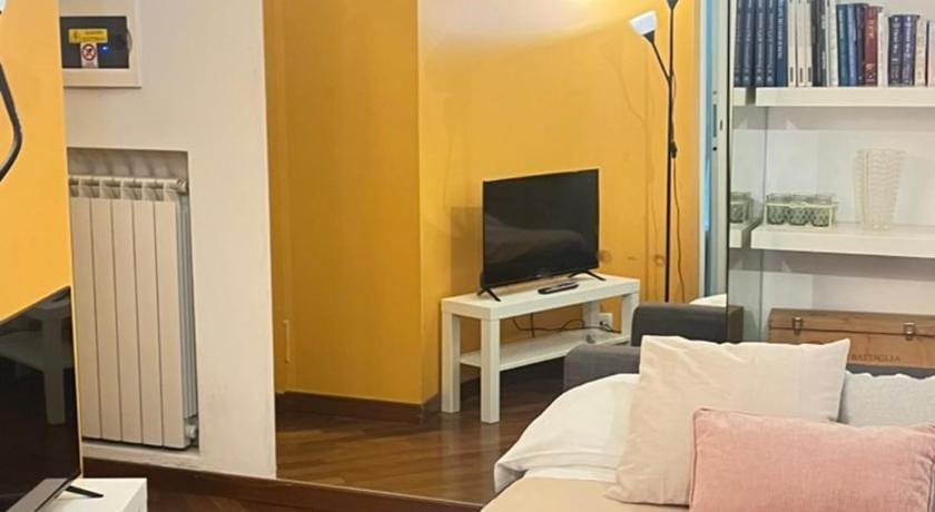 The Ancient wall  Apartment in Rome