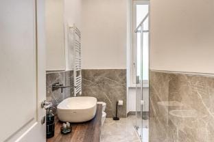 AwesHomeItaly - White Moon Apartment Apartment in Pisa