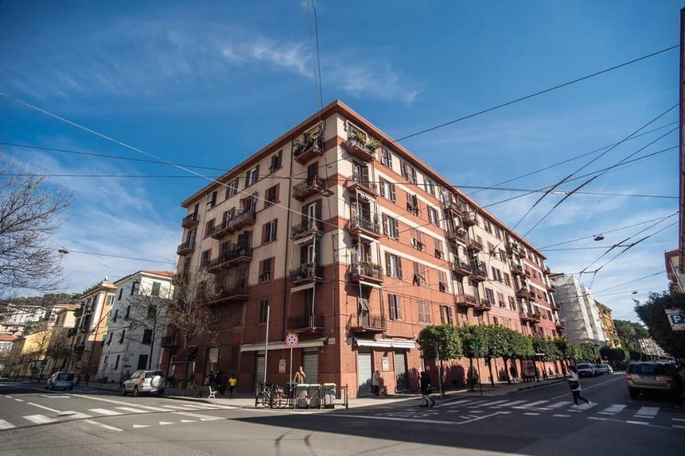 AwesHomeItaly - Cinque Terre Liberty Dream Apartment in La Spezia